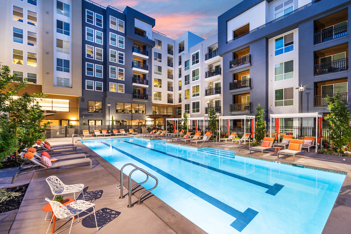 The courtyard pool during dusk at the 808 West Apartments in San Jose, California.